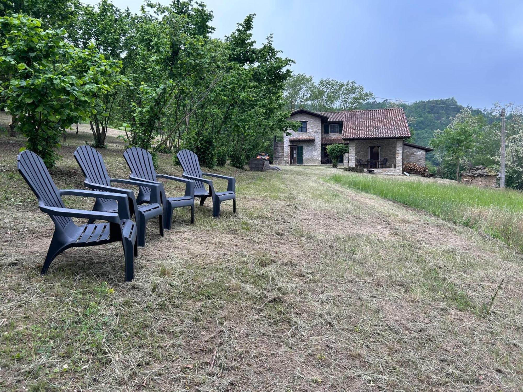 Vakantiehuis Casa Dolce Vista Monastero Bormida Eksteriør bilde